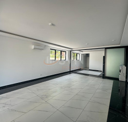 Casa, 6 camere, 333 mp Bucuresti/Iancu Nicolae