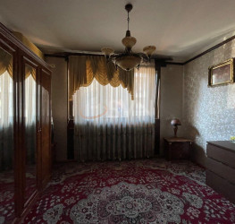 Casa, 6 camere, 355 mp Bucuresti/Polona