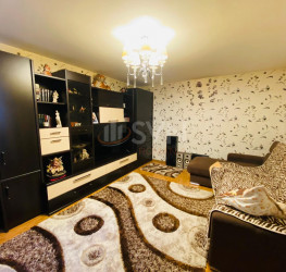 Casa, 6 camere, 380 mp Bucuresti/Bucurestii Noi