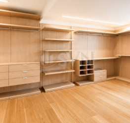 Casa, 6 camere, 400 mp Bucuresti/Iancu Nicolae