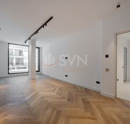 Casa, 6 camere in La Maison Jardins Pipera Bucuresti/Pipera