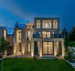 Casa, 6 camere in La Maison Jardins Pipera Bucuresti/Baneasa