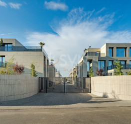 Casa, 6 camere in La Maison Jardins Pipera Bucuresti/Baneasa