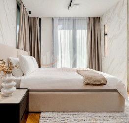 Casa, 6 camere in La Maison Jardins Pipera Bucuresti/Pipera