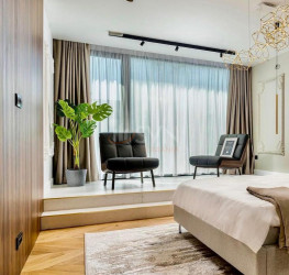Casa, 6 camere in La Maison Jardins Pipera Bucuresti/Iancu Nicolae