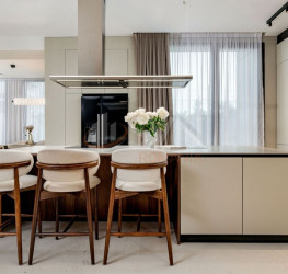Casa, 6 camere in La Maison Jardins Pipera Bucuresti/Pipera