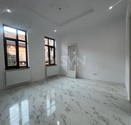 Casa, 6 rooms, 141 mp Bucuresti/Piata Unirii (s3)