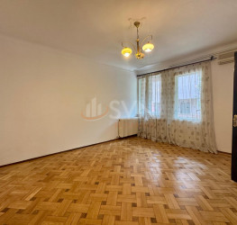 Casa, 6 rooms, 150 mp Bucuresti/Domenii