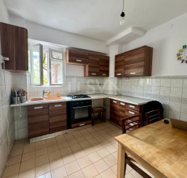 Casa, 6 rooms, 150 mp Bucuresti/Domenii