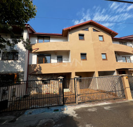 Casa, 6 rooms, 179 mp Bucuresti/Pipera