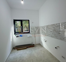 Casa, 6 rooms, 180 mp Bucuresti/Lacul Tei