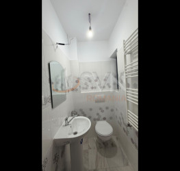 Casa, 6 rooms, 180 mp Bucuresti/Lacul Tei