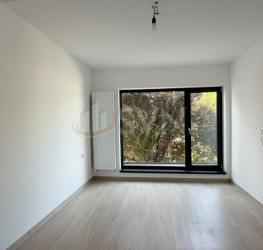 Casa, 6 rooms, 180 mp Bucuresti/Lacul Tei