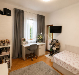 Casa, 6 rooms, 189 mp Bucuresti/Cotroceni