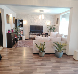 Casa, 6 rooms, 200 mp Ilfov/Corbeanca