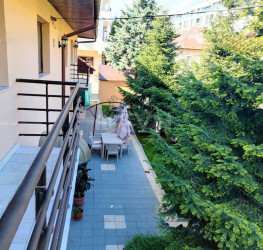 Casa, 6 rooms, 203 mp Bucuresti/Herastrau