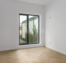 Casa, 6 rooms, 210 mp Bucuresti/Iancu Nicolae