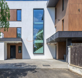 Casa, 6 rooms, 210 mp Bucuresti/Iancu Nicolae