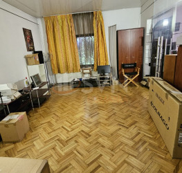Casa, 6 rooms, 217 mp Bucuresti/Capitale