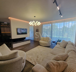 Casa, 6 rooms, 220 mp Ilfov/Voluntari