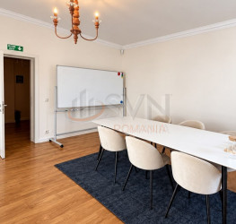 Casa, 6 rooms, 225 mp Bucuresti/Capitale