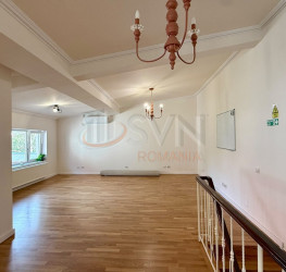 Casa, 6 rooms, 225 mp Bucuresti/Capitale