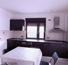 Casa, 6 rooms, 225.3 mp Bucuresti/Pipera