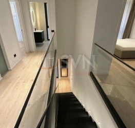 Casa, 6 rooms, 230 mp Bucuresti/Iancu Nicolae