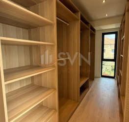 Casa, 6 rooms, 230 mp Bucuresti/Iancu Nicolae