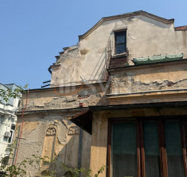 Casa, 6 rooms, 240 mp Bucuresti/Calea Victoriei