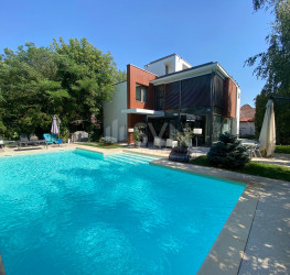 Casa, 6 rooms, 245 mp Ilfov/Otopeni