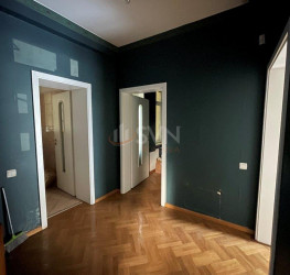 Casa, 6 rooms, 250 mp Bucuresti/Clucerului