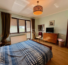 Casa, 6 rooms, 260 mp Ilfov/Mogosoaia