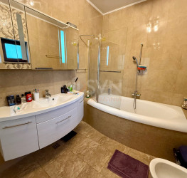 Casa, 6 rooms, 260 mp Ilfov/Mogosoaia