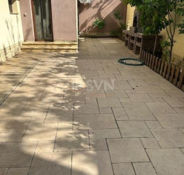 Casa, 6 rooms, 267 mp Bucuresti/Baicului