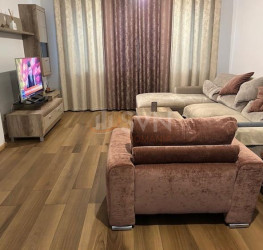 Casa, 6 rooms, 267 mp Bucuresti/Baicului