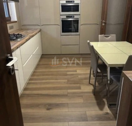 Casa, 6 rooms, 267 mp Bucuresti/Baicului