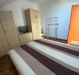 Casa, 6 rooms, 275 mp Bucuresti/Bucurestii Noi