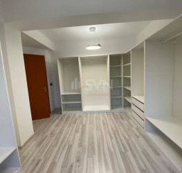 Casa, 6 rooms, 275 mp Bucuresti/Bucurestii Noi