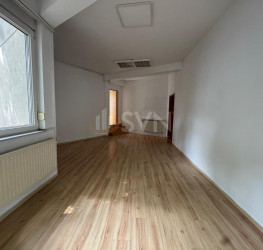 Casa, 6 rooms, 279 mp Bucuresti/Lacul Tei