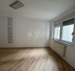 Casa, 6 rooms, 279 mp Bucuresti/Lacul Tei