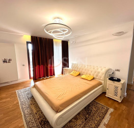 Casa, 6 rooms, 285 mp Bucuresti/Pipera