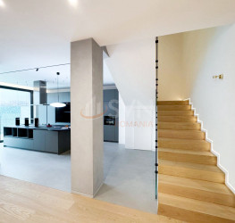 Casa, 6 rooms, 300 mp Bucuresti/Pipera