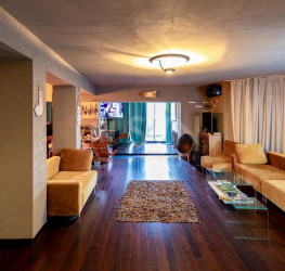 Casa, 6 rooms, 315 mp Bucuresti/Domenii