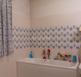 Casa, 6 rooms, 317 mp Bucuresti/Bucurestii Noi