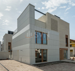 Casa, 6 rooms, 320 mp Bucuresti/Pipera