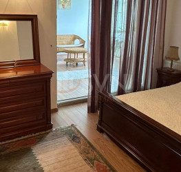 Casa, 6 rooms, 350 mp Bucuresti/Pipera