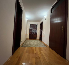 Casa, 6 rooms, 350 mp Ilfov/Buftea