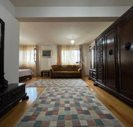 Casa, 6 rooms, 350 mp Ilfov/Buftea