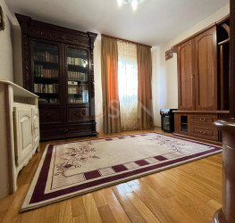 Casa, 6 rooms, 350 mp Ilfov/Buftea